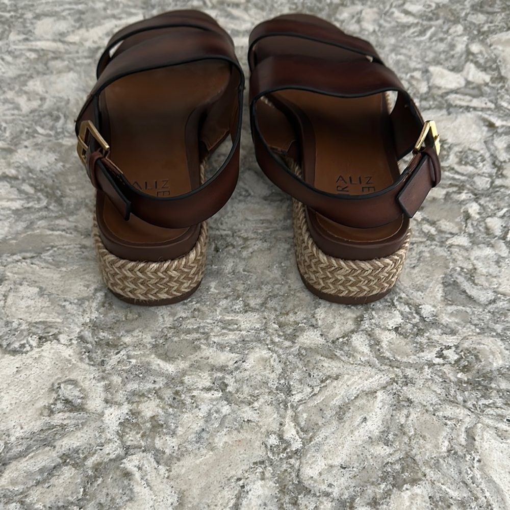 Naturalizer Brown Leather Sandals with Adjustable Straps Like New - Picture 3 of 4